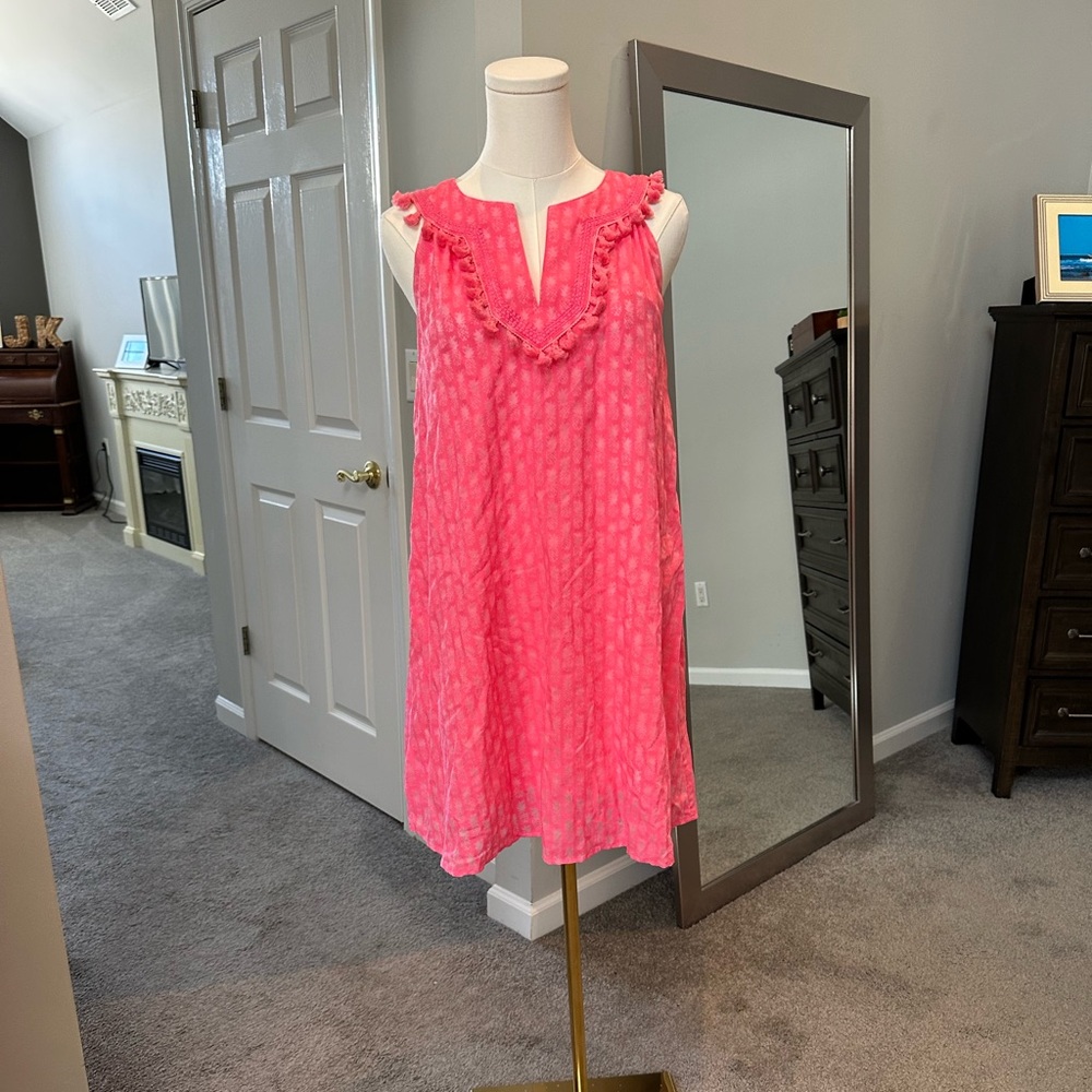 Vineyard vines sleeveless dress with tassel detail